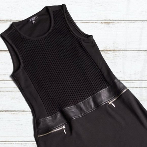 Spense Petite Black Sleeveless Dress - Picture 2 of 7